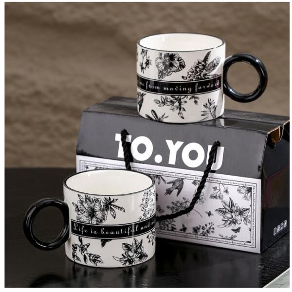 Sett med 2 krus i gaveeske TO YOU 310ml KB11 Svart Hvit - Bilde 2